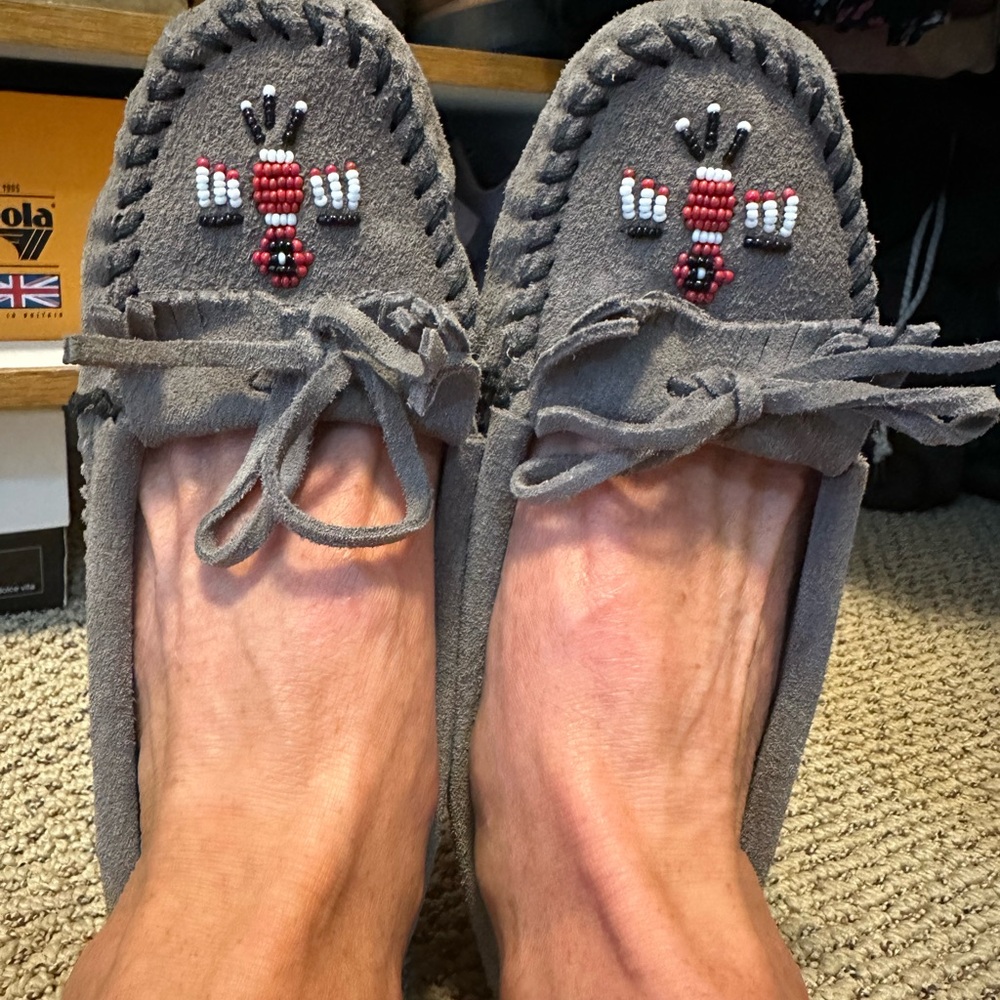 Minnetonka Gray and Red Moccasins with Decorative Stitching